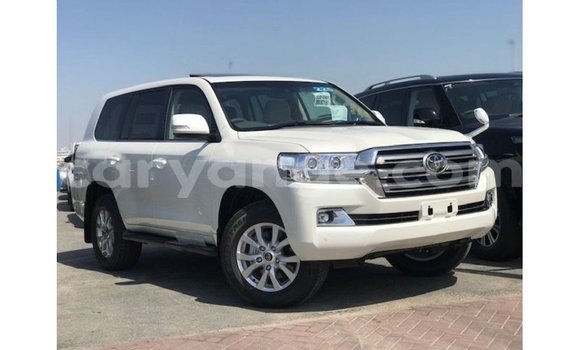 Buy Import Toyota Land Cruiser White Car in Import - Dubai in Namibia