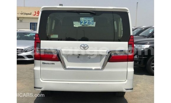 Acheter Import Voiture Toyota Granvia Blanc à Import - Dubai, Namibie Acheter Import Voiture Toyota Granvia Blanc à Import - Dubai, Namibie