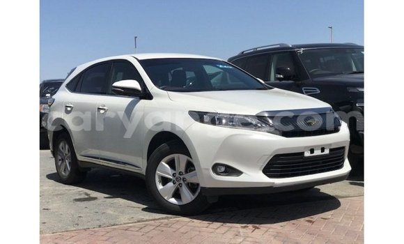 Buy Import Toyota Harrier White Car in Import - Dubai in Namibia