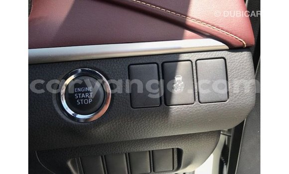 Acheter Import Voiture Toyota Harrier Blanc à Import - Dubai, Namibie Acheter Import Voiture Toyota Harrier Blanc à Import - Dubai, Namibie