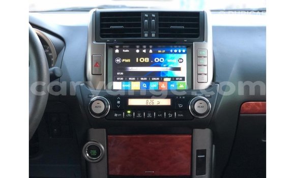 Acheter Import Voiture Toyota Prado Blanc à Import - Dubai, Namibie Acheter Import Voiture Toyota Prado Blanc à Import - Dubai, Namibie