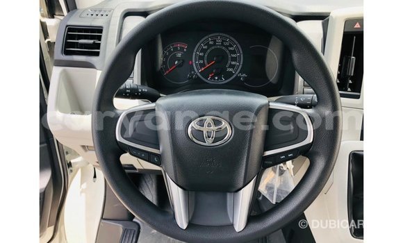 Acheter Import Voiture Toyota 4Runner Blanc à Import - Dubai, Namibie Acheter Import Voiture Toyota 4Runner Blanc à Import - Dubai, Namibie