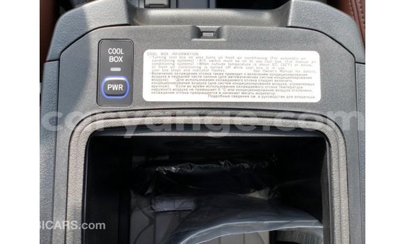 Acheter Import Voiture Toyota Prado Noir à Import - Dubai, Namibie Acheter Import Voiture Toyota Prado Noir à Import - Dubai, Namibie