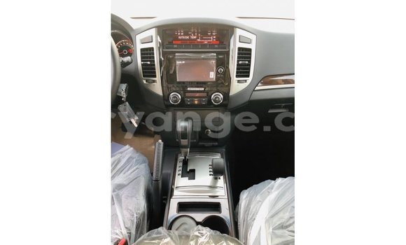 Buy Import Mitsubishi Pajero Black Car in Import - Dubai in Namibia Buy Import Mitsubishi Pajero Black Car in Import - Dubai in Namibia