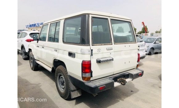 Buy Import Toyota Land Cruiser White Car in Import - Dubai in Namibia Buy Import Toyota Land Cruiser White Car in Import - Dubai in Namibia
