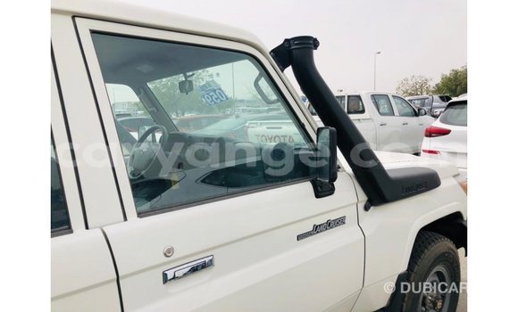 Buy Import Toyota Land Cruiser White Car in Import - Dubai in Namibia Buy Import Toyota Land Cruiser White Car in Import - Dubai in Namibia
