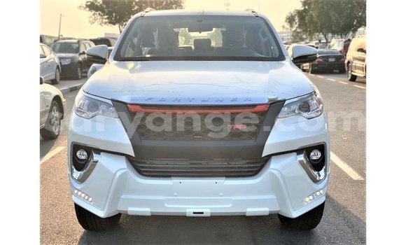 Buy Import Toyota Fortuner White Car in Import - Dubai in Namibia