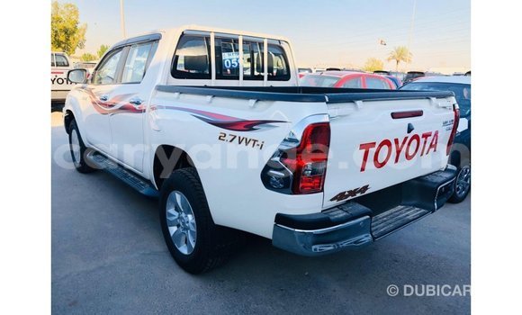 Acheter Import Voiture Toyota Hilux Blanc à Import - Dubai, Namibie Acheter Import Voiture Toyota Hilux Blanc à Import - Dubai, Namibie