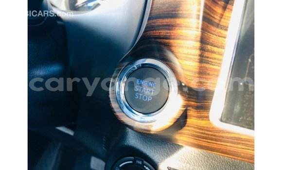 Acheter Import Voiture Toyota Hilux Blanc à Import - Dubai, Namibie Acheter Import Voiture Toyota Hilux Blanc à Import - Dubai, Namibie