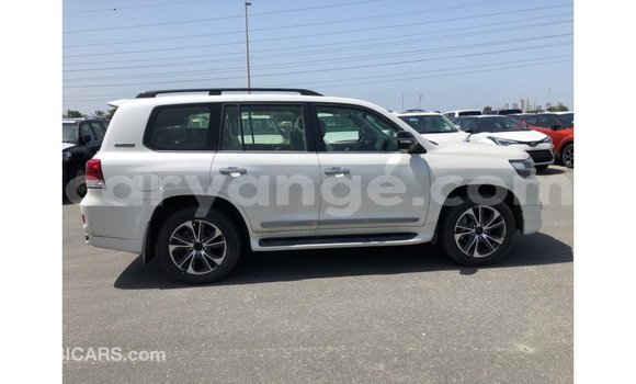 Buy Import Toyota Land Cruiser White Car in Import - Dubai in Namibia Buy Import Toyota Land Cruiser White Car in Import - Dubai in Namibia