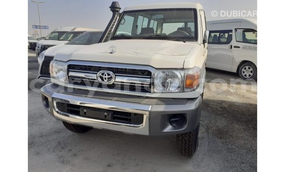 Buy Import Toyota Land Cruiser White Car in Import - Dubai in Namibia Buy Import Toyota Land Cruiser White Car in Import - Dubai in Namibia