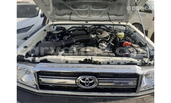 Buy Import Toyota Land Cruiser White Car in Import - Dubai in Namibia Buy Import Toyota Land Cruiser White Car in Import - Dubai in Namibia