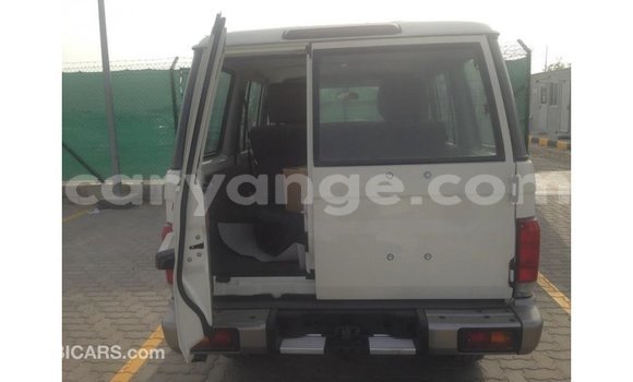 Buy Import Toyota Land Cruiser White Car in Import - Dubai in Namibia Buy Import Toyota Land Cruiser White Car in Import - Dubai in Namibia