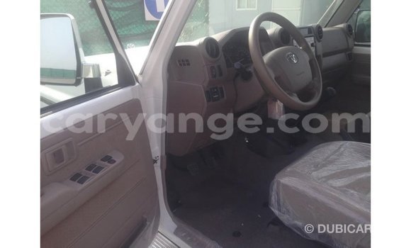 Buy Import Toyota Land Cruiser White Car in Import - Dubai in Namibia Buy Import Toyota Land Cruiser White Car in Import - Dubai in Namibia