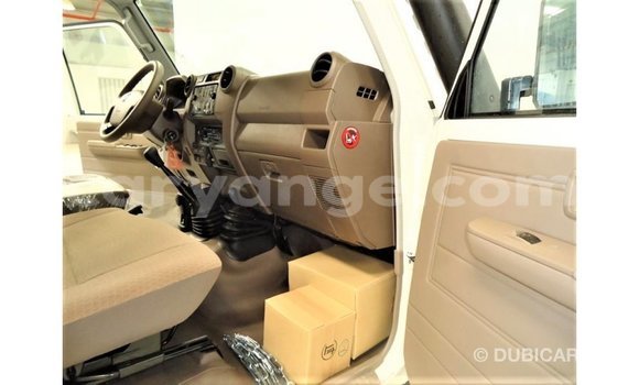 Buy Import Toyota Land Cruiser White Car in Import - Dubai in Namibia Buy Import Toyota Land Cruiser White Car in Import - Dubai in Namibia