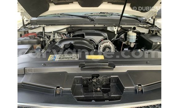 Acheter Import Voiture Chevrolet Tahoe Blanc à Import - Dubai, Namibie Acheter Import Voiture Chevrolet Tahoe Blanc à Import - Dubai, Namibie