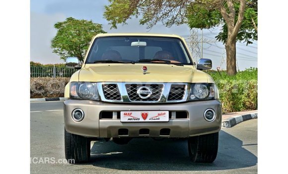 Acheter Import Voiture Nissan Patrol Beige à Import - Dubai, Namibie Acheter Import Voiture Nissan Patrol Beige à Import - Dubai, Namibie