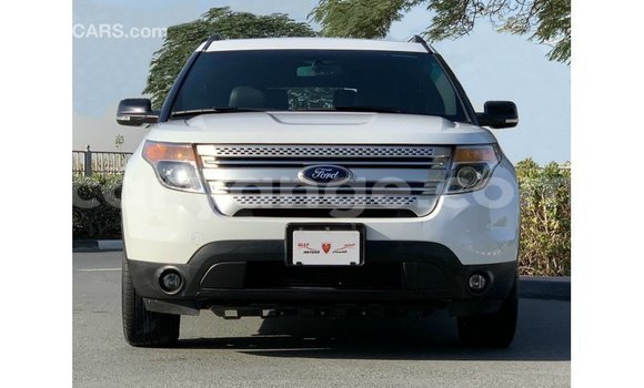 Acheter Import Voiture Ford Explorer Blanc à Import - Dubai, Namibie Acheter Import Voiture Ford Explorer Blanc à Import - Dubai, Namibie