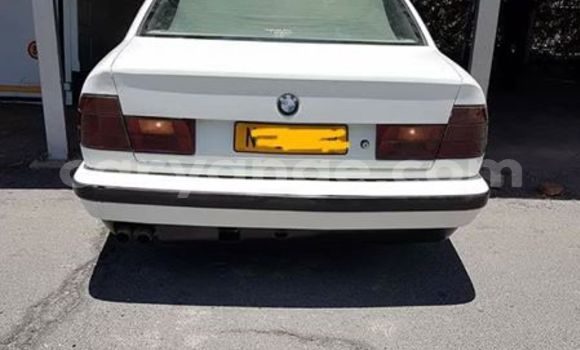 Buy Used BMW 3–Series White Car in Windhoek in Namibia Buy Used BMW 3–Series White Car in Windhoek in Namibia