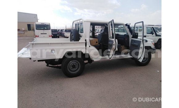 Buy Import Toyota Land Cruiser White Car in Import - Dubai in Namibia Buy Import Toyota Land Cruiser White Car in Import - Dubai in Namibia