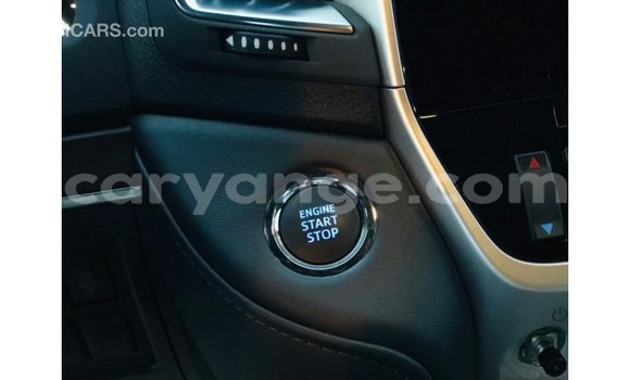 Acheter Import Voiture Toyota Land Cruiser Noir à Import - Dubai, Namibie Acheter Import Voiture Toyota Land Cruiser Noir à Import - Dubai, Namibie