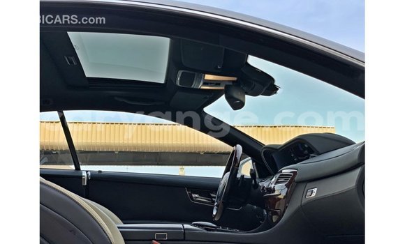 Acheter Import Voiture Mercedes-Benz 190 Blanc à Import - Dubai, Namibie Acheter Import Voiture Mercedes-Benz 190 Blanc à Import - Dubai, Namibie