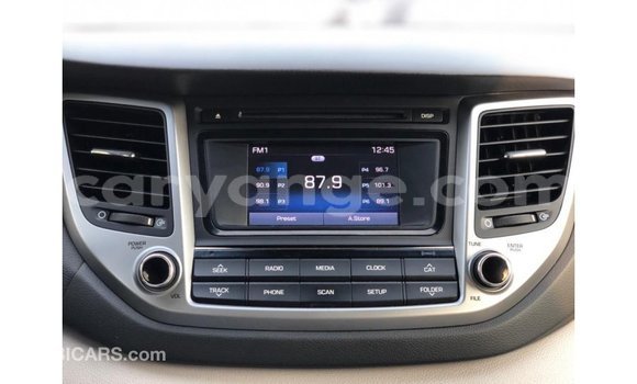 Acheter Import Voiture Hyundai Tucson Noir à Import - Dubai, Namibie Acheter Import Voiture Hyundai Tucson Noir à Import - Dubai, Namibie