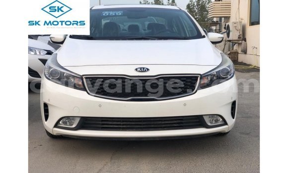 Buy Import Kia Cerato White Car in Import - Dubai in Namibia