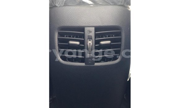 Acheter Import Voiture Kia Cerato Blanc à Import - Dubai, Namibie Acheter Import Voiture Kia Cerato Blanc à Import - Dubai, Namibie