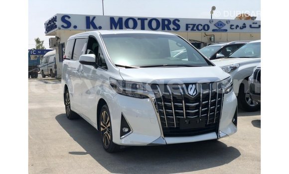 Acheter Import Voiture Toyota Alphard Blanc à Import - Dubai, Namibie Acheter Import Voiture Toyota Alphard Blanc à Import - Dubai, Namibie