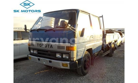 Buy Import Toyota Dyna Blue Car in Import - Dubai in Namibia