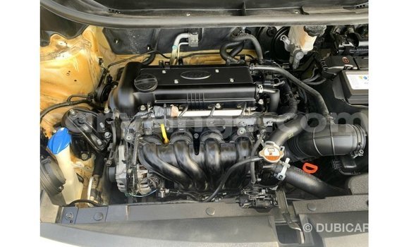 Acheter Import Voiture Kia Rio Blanc à Import - Dubai, Namibie Acheter Import Voiture Kia Rio Blanc à Import - Dubai, Namibie