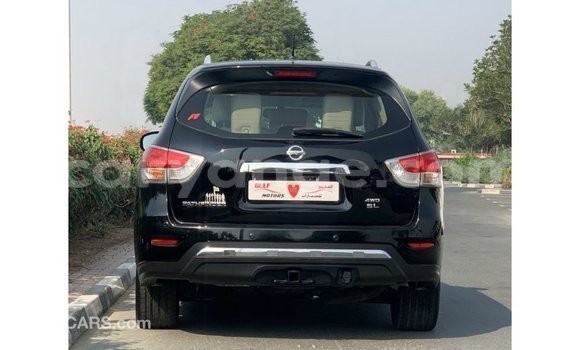 Acheter Import Voiture Nissan Pathfinder Noir à Import - Dubai, Namibie Acheter Import Voiture Nissan Pathfinder Noir à Import - Dubai, Namibie
