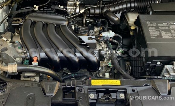 Acheter Import Voiture Renault Fluence Blanc à Import - Dubai, Namibie Acheter Import Voiture Renault Fluence Blanc à Import - Dubai, Namibie