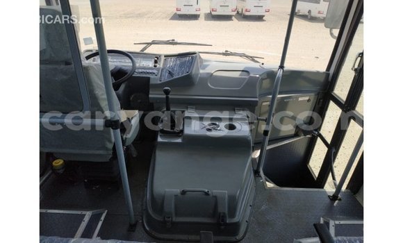 Acheter Import Voiture Tata Xenon Blanc à Import - Dubai, Namibie Acheter Import Voiture Tata Xenon Blanc à Import - Dubai, Namibie