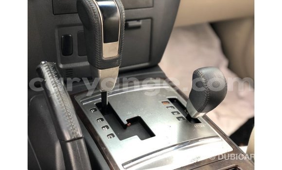 Acheter Import Voiture Mitsubishi Pajero Blanc à Import - Dubai, Namibie Acheter Import Voiture Mitsubishi Pajero Blanc à Import - Dubai, Namibie