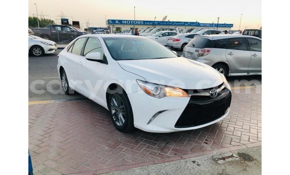 Buy Import Toyota Camry White Car in Import - Dubai in Namibia