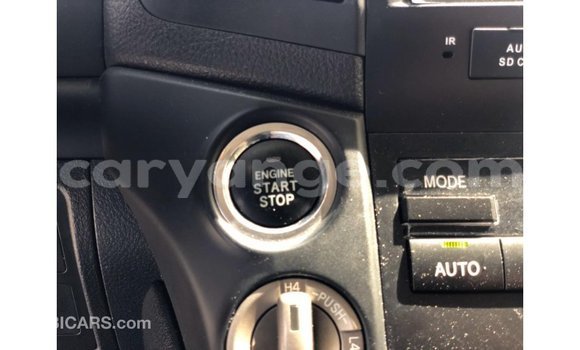 Acheter Import Voiture Toyota Land Cruiser Blanc à Import - Dubai, Namibie Acheter Import Voiture Toyota Land Cruiser Blanc à Import - Dubai, Namibie