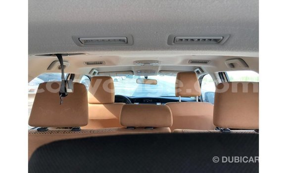 Acheter Import Voiture Toyota Fortuner Blanc à Import - Dubai, Namibie Acheter Import Voiture Toyota Fortuner Blanc à Import - Dubai, Namibie