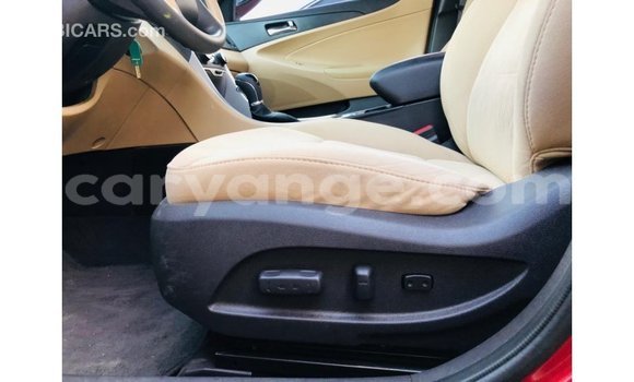 Acheter Import Voiture Hyundai Sonata Rouge à Import - Dubai, Namibie Acheter Import Voiture Hyundai Sonata Rouge à Import - Dubai, Namibie