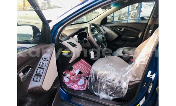 Buy Import Hyundai Tucson Blue Car in Import - Dubai in Namibia Buy Import Hyundai Tucson Blue Car in Import - Dubai in Namibia