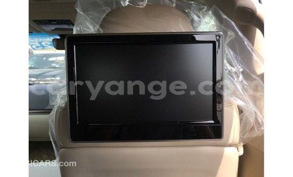 Acheter Import Voiture Toyota Land Cruiser Noir à Import - Dubai, Namibie Acheter Import Voiture Toyota Land Cruiser Noir à Import - Dubai, Namibie