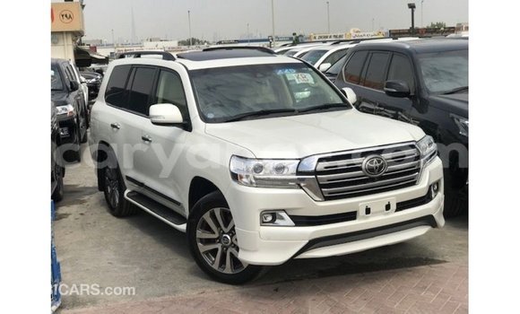 Buy Import Toyota Land Cruiser White Car in Import - Dubai in Namibia Buy Import Toyota Land Cruiser White Car in Import - Dubai in Namibia