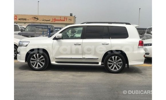 Buy Import Toyota Land Cruiser White Car in Import - Dubai in Namibia Buy Import Toyota Land Cruiser White Car in Import - Dubai in Namibia