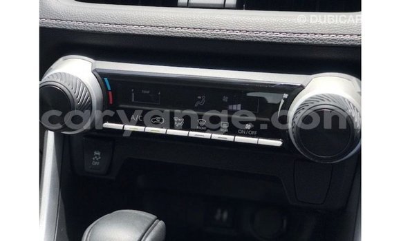 Acheter Import Voiture Toyota 4Runner Blanc à Import - Dubai, Namibie Acheter Import Voiture Toyota 4Runner Blanc à Import - Dubai, Namibie