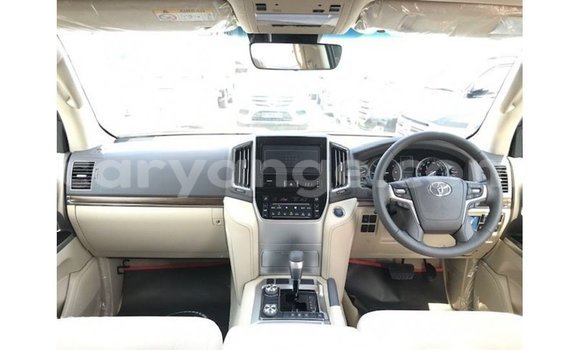 Buy Import Toyota Land Cruiser White Car in Import - Dubai in Namibia Buy Import Toyota Land Cruiser White Car in Import - Dubai in Namibia