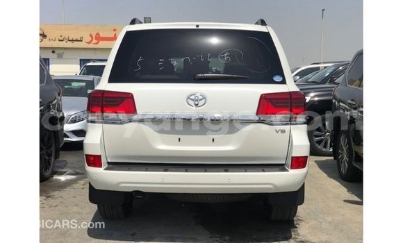 Buy Import Toyota Land Cruiser White Car in Import - Dubai in Namibia Buy Import Toyota Land Cruiser White Car in Import - Dubai in Namibia