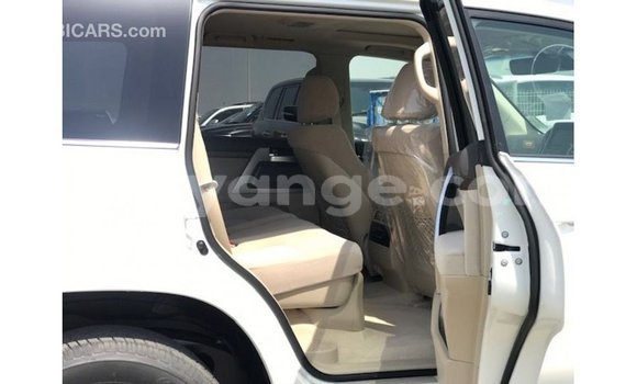 Buy Import Toyota Land Cruiser White Car in Import - Dubai in Namibia Buy Import Toyota Land Cruiser White Car in Import - Dubai in Namibia