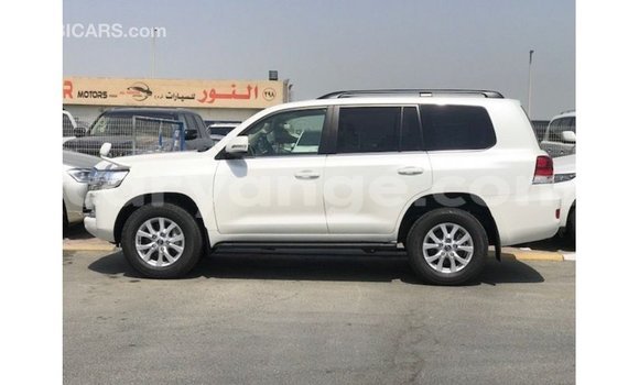 Buy Import Toyota Land Cruiser White Car in Import - Dubai in Namibia Buy Import Toyota Land Cruiser White Car in Import - Dubai in Namibia