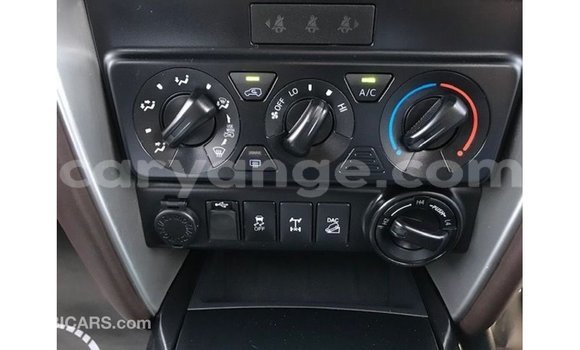 Acheter Import Voiture Toyota Fortuner Blanc à Import - Dubai, Namibie Acheter Import Voiture Toyota Fortuner Blanc à Import - Dubai, Namibie